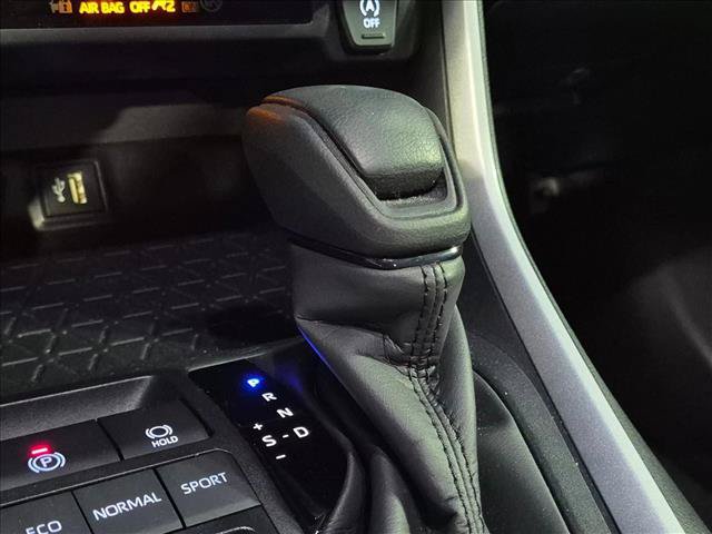 Used 2024 Toyota RAV4 XLE FWD image 20