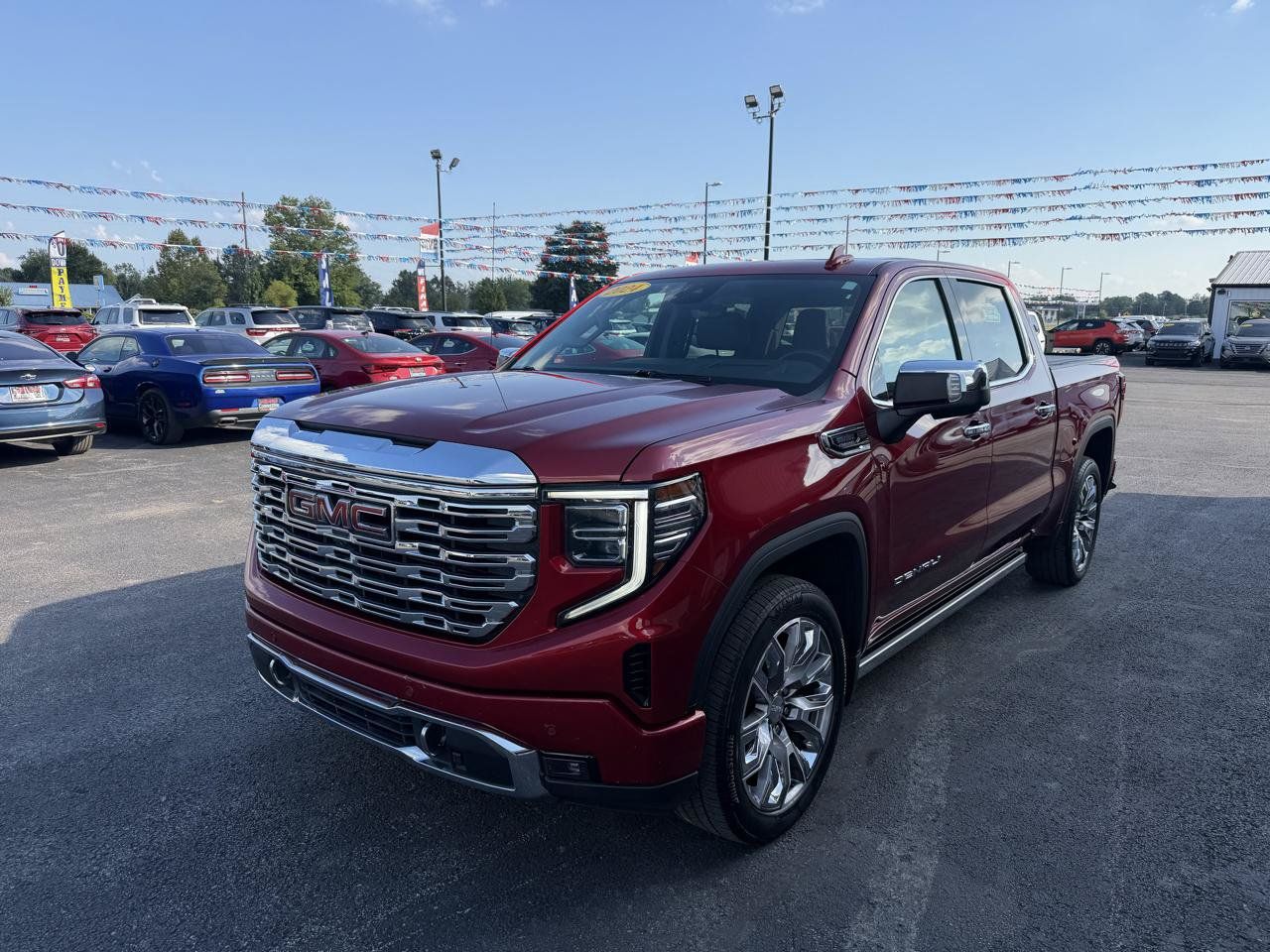 Used 2024 GMC Sierra 1500 Denali w/ Denali Reserve Package AWD/4WD image 11