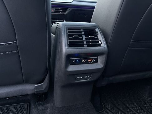 New 2026 Volkswagen Tiguan SEL R-Line AWD/4WD image 20