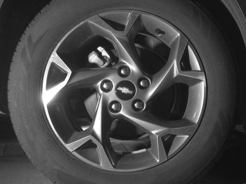 Used 2025 Chevrolet Trax LT w/ LT Convenience Package FWD image 15