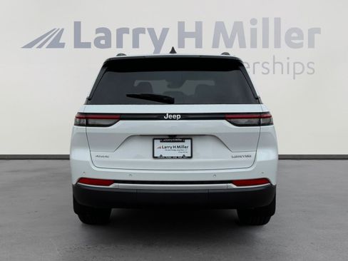 New 2026 Jeep Grand Cherokee Limited AWD/4WD image 5