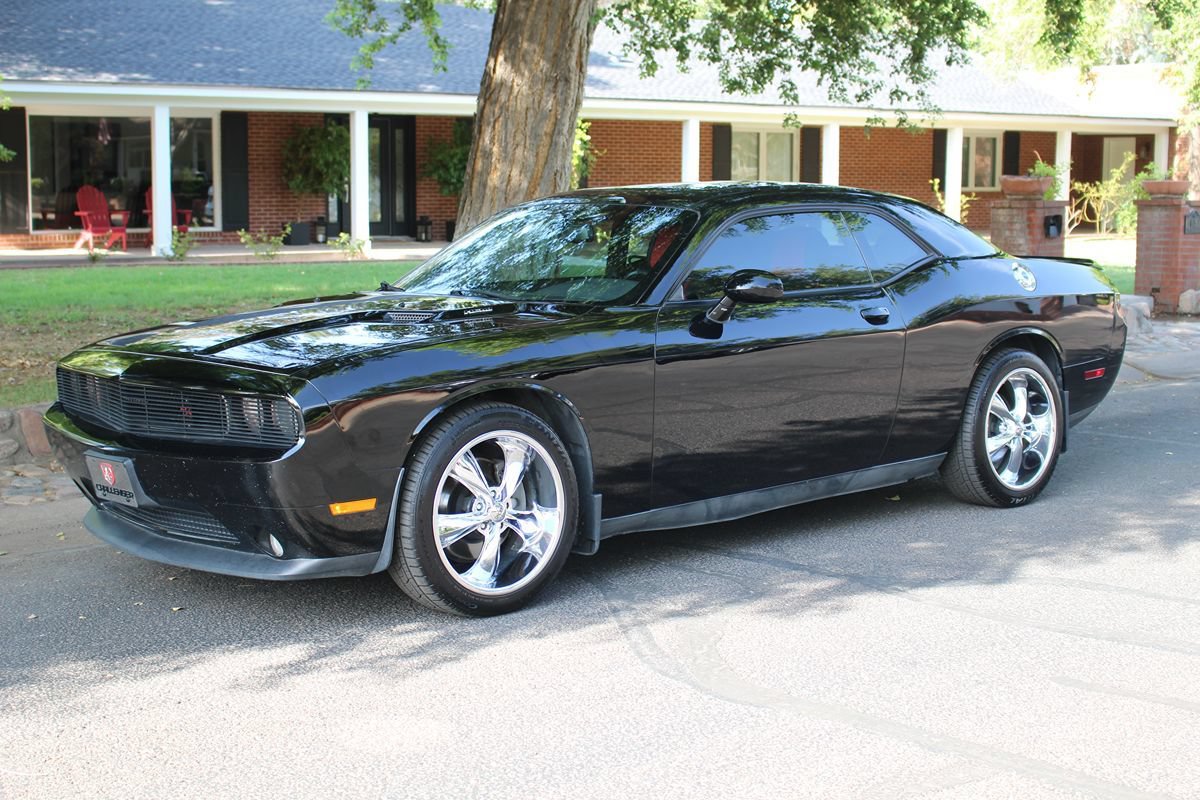 Used 2013 Dodge Challenger R/T Plus RWD image 26