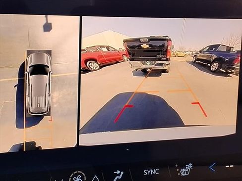 New 2026 Chevrolet Traverse LT w/ Sun and Wheel Package AWD/4WD image 14