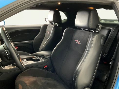 Used 2016 Dodge Challenger R/T Plus image 20
