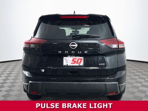 Used 2026 Nissan Rogue S AWD/4WD image 25