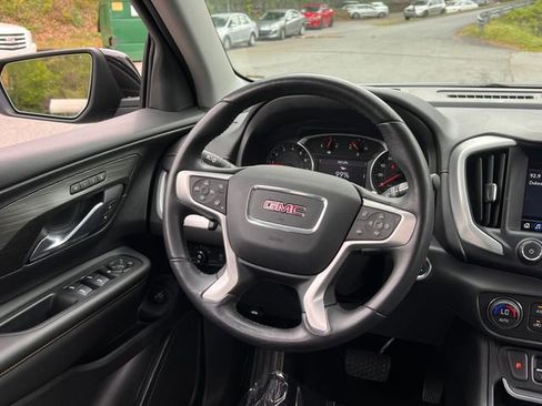 Used 2021 GMC Terrain SLT w/ Elevation Edition image 18