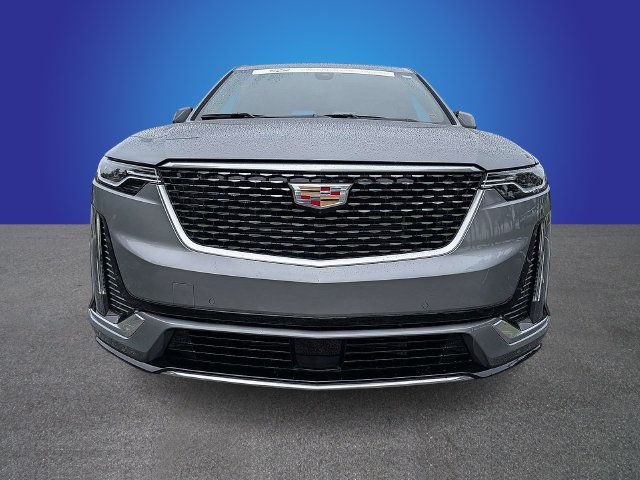 Used 2024 Cadillac XT6 Premium Luxury w/ Technology Package FWD image 8