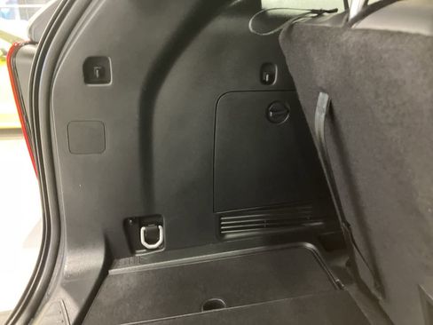 Used 2023 Ford Explorer XLT w/ Equipment Group 202A image 30