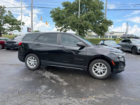 Used 2024 Chevrolet Equinox LS FWD image 29