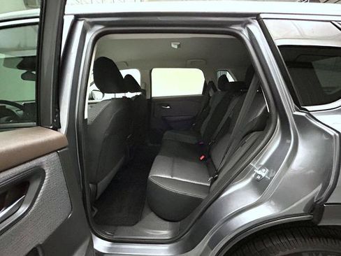 Certified 2023 Nissan Rogue SV AWD/4WD image 19