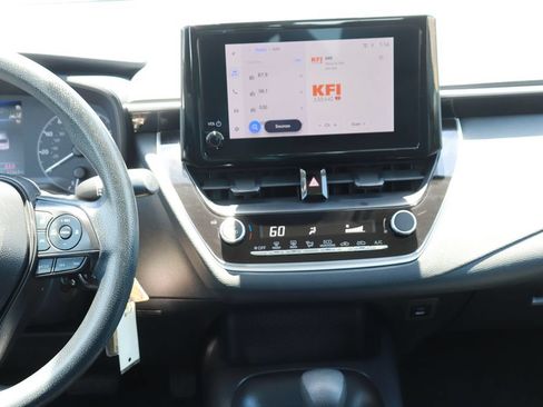 Used 2024 Toyota Corolla LE FWD image 15