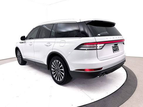 Used 2020 Lincoln Aviator Reserve w/ Elements Package Plus AWD/4WD image 18