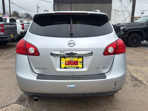 Used 2011 Nissan Rogue SV w/ SL Pkg image 4