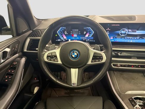 Used 2024 BMW X5 xDrive50e w/ Executive Package AWD/4WD image 24