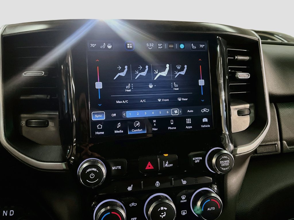 Used 2022 RAM 1500 Big Horn AWD/4WD image 15
