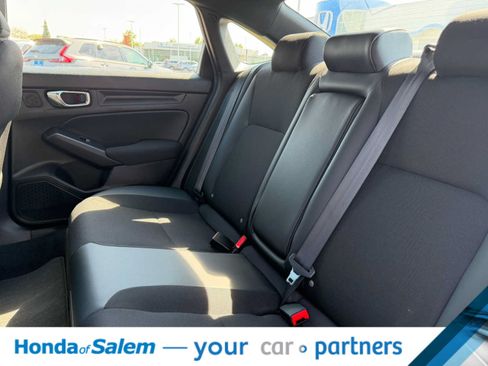 Used 2025 Honda Civic Sport image 13