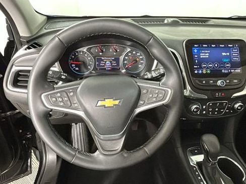 Used 2023 Chevrolet Equinox LT AWD/4WD image 15