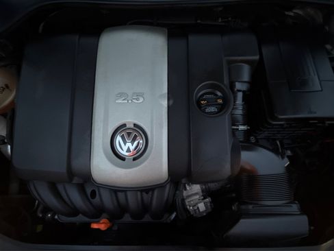 Used 2009 Volkswagen Rabbit S image 9