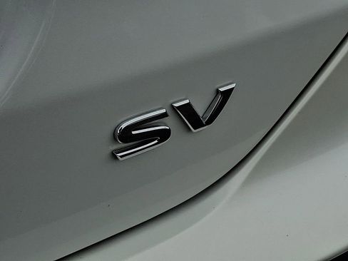 Certified 2024 Nissan Kicks SV image 29