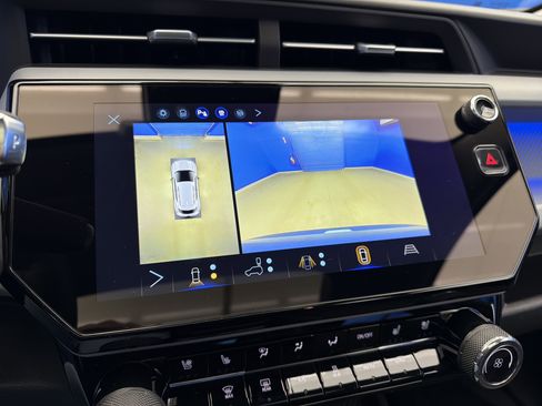 New 2027 Chevrolet Bolt RS w/ Technology Package FWD image 21