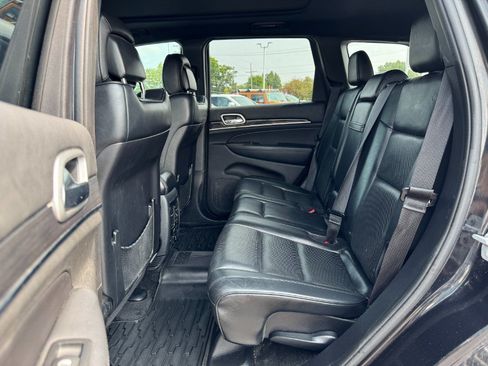 Used 2015 Jeep Grand Cherokee Overland AWD/4WD image 16