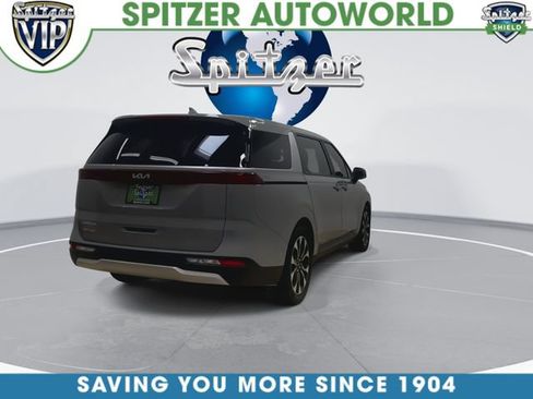 Certified 2024 Kia Carnival EX FWD image 9