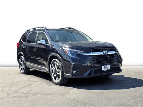 Certified 2023 Subaru Ascent Limited w/ Technology Package AWD/4WD image 1
