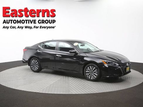 Used 2024 Nissan Altima 2.5 SV w/ SV Premium Package FWD image 49