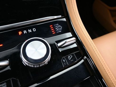 Used 2024 Jeep Grand Cherokee Summit image 31