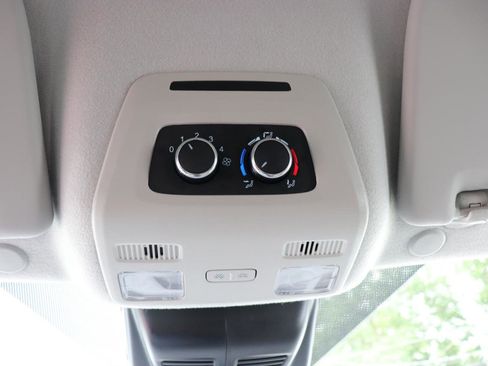 Used 2025 Ford Transit 350 XLT RWD image 44