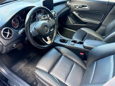 Used 2019 Mercedes-Benz CLA 250 CLA 250 image 25
