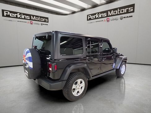 Used 2019 Jeep Wrangler Unlimited Sport S image 5