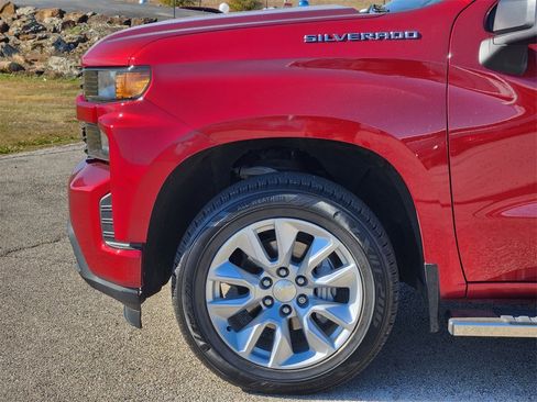 Certified 2021 Chevrolet Silverado 1500 Custom w/ Safety Confidence Package image 8