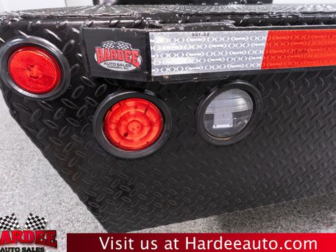 Used 2025 Ford F350 XLT w/ FX4 Off-Road Package AWD/4WD image 9