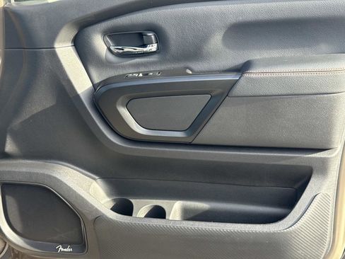 Used 2024 Nissan Titan PRO-4X w/ Pro-4x Utility Package image 18