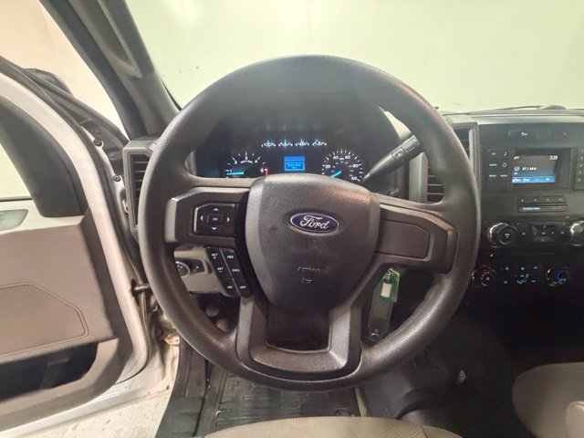 Used 2018 Ford F550 4x4 Regular Cab Super Duty w/ Power Equipment Group image 18