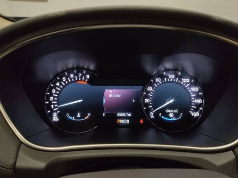 Used 2016 Lincoln MKX Reserve w/ Climate Package FWD image 23