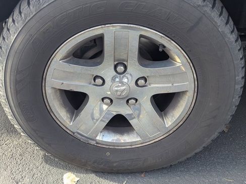 Used 2005 Dodge Durango Limited w/ Travel Convenience Group image 11