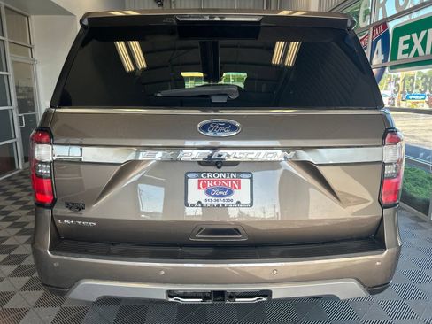 Used 2019 Ford Expedition Limited w/ Equipment Group 302A AWD/4WD image 5