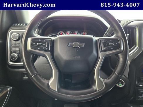 Certified 2021 Chevrolet Silverado 1500 LT Trail Boss w/ Convenience Package II AWD/4WD image 16