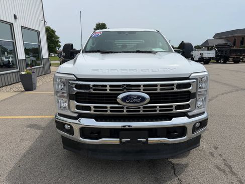 Used 2025 Ford F350 XLT AWD/4WD image 9