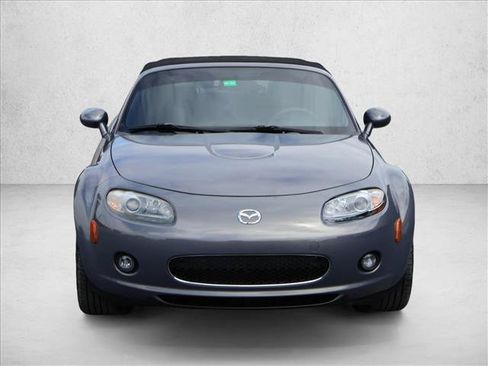 Used 2007 MAZDA MX-5 Miata Sport RWD image 3
