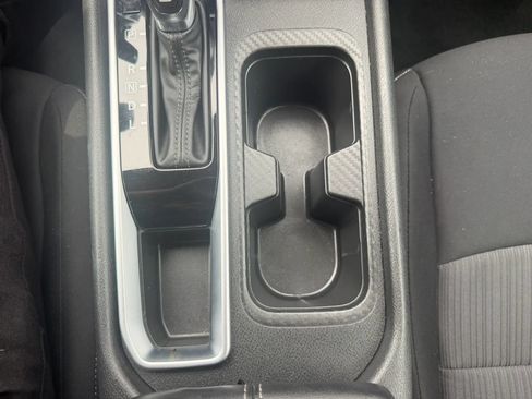 Used 2024 Nissan Sentra SV FWD image 21
