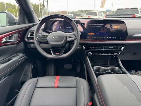 New 2026 Chevrolet Traverse RS image 12