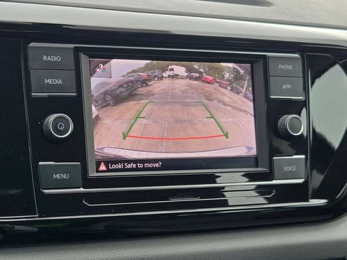 Certified 2023 Volkswagen Taos S FWD image 18