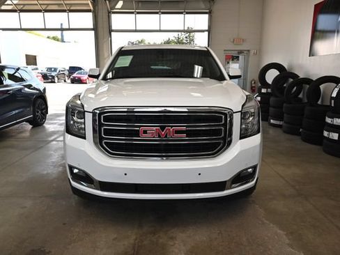 Used 2020 GMC Yukon SLT AWD/4WD image 2