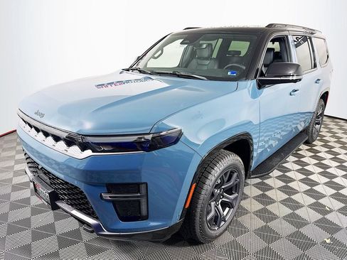 New 2026 Jeep Grand Wagoneer 4WD image 3