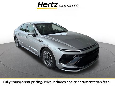Used 2025 Hyundai Sonata SEL FWD image 1
