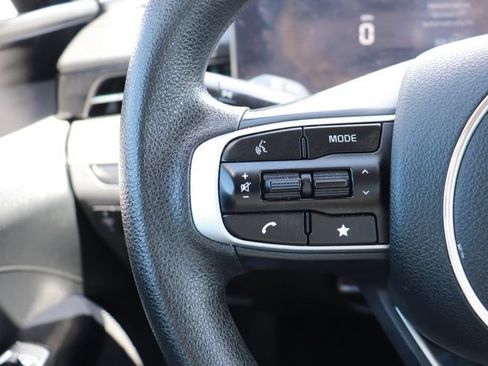 Used 2025 Kia K5 LXS FWD image 19