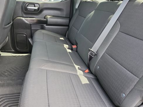 Used 2022 Chevrolet Silverado 1500 Custom Trail Boss w/ Midnight Edition AWD/4WD image 15